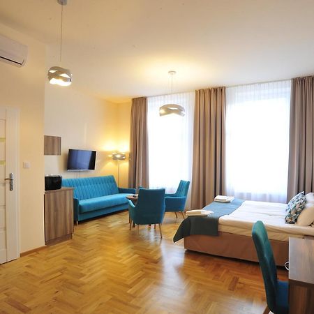 Kosmopolita Apartments كراكوفيا المظهر الخارجي الصورة