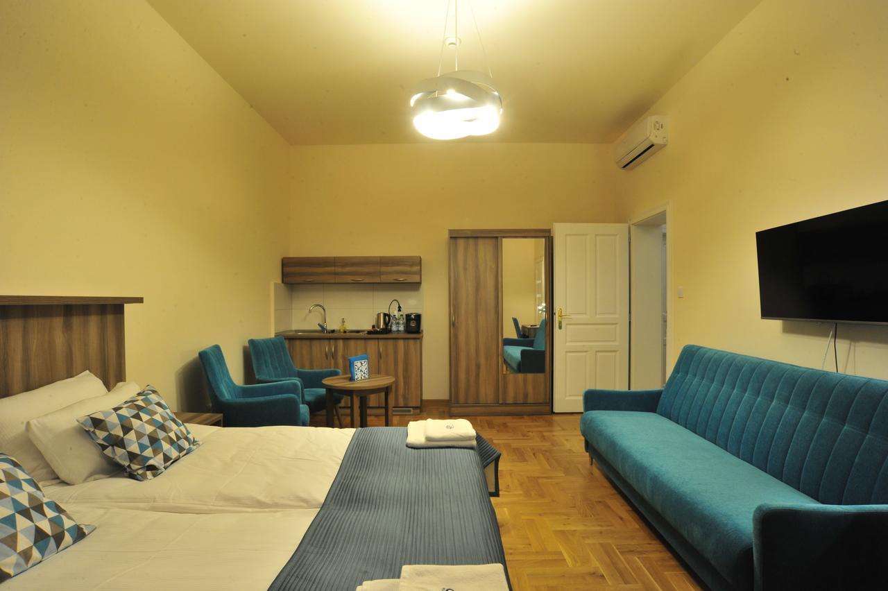 Kosmopolita Apartments كراكوفيا المظهر الخارجي الصورة