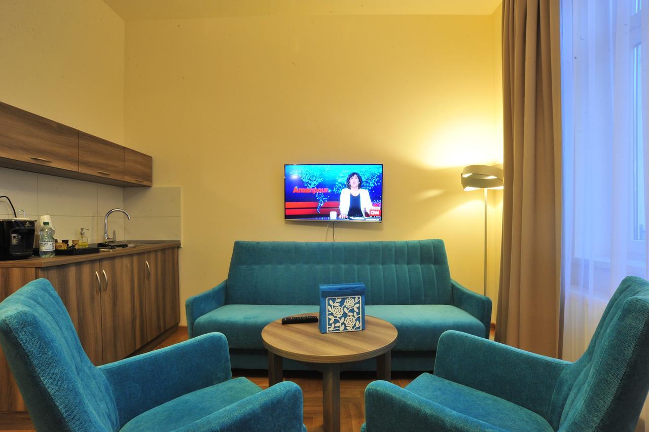 Kosmopolita Apartments كراكوفيا المظهر الخارجي الصورة