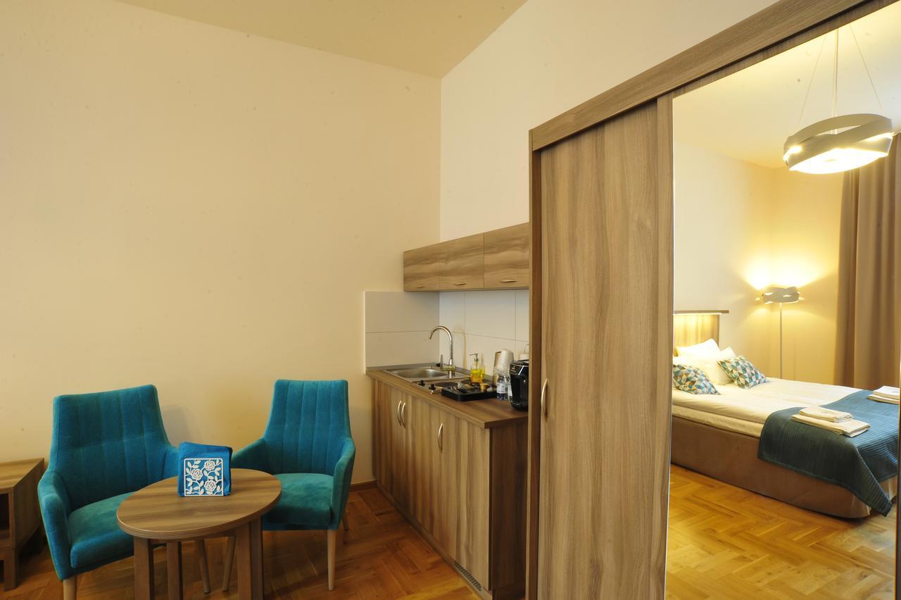 Kosmopolita Apartments كراكوفيا المظهر الخارجي الصورة