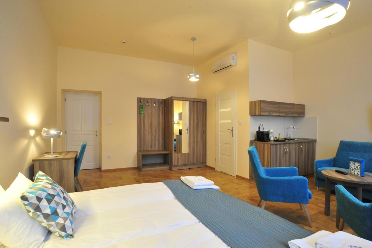 Kosmopolita Apartments كراكوفيا المظهر الخارجي الصورة