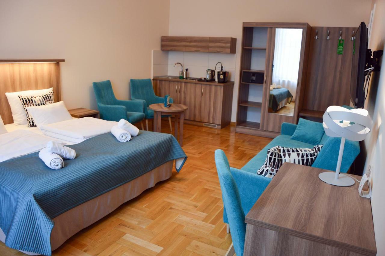 Kosmopolita Apartments كراكوفيا المظهر الخارجي الصورة