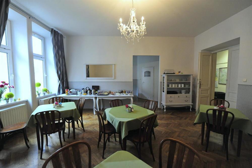 Kosmopolita Apartments كراكوفيا المظهر الخارجي الصورة